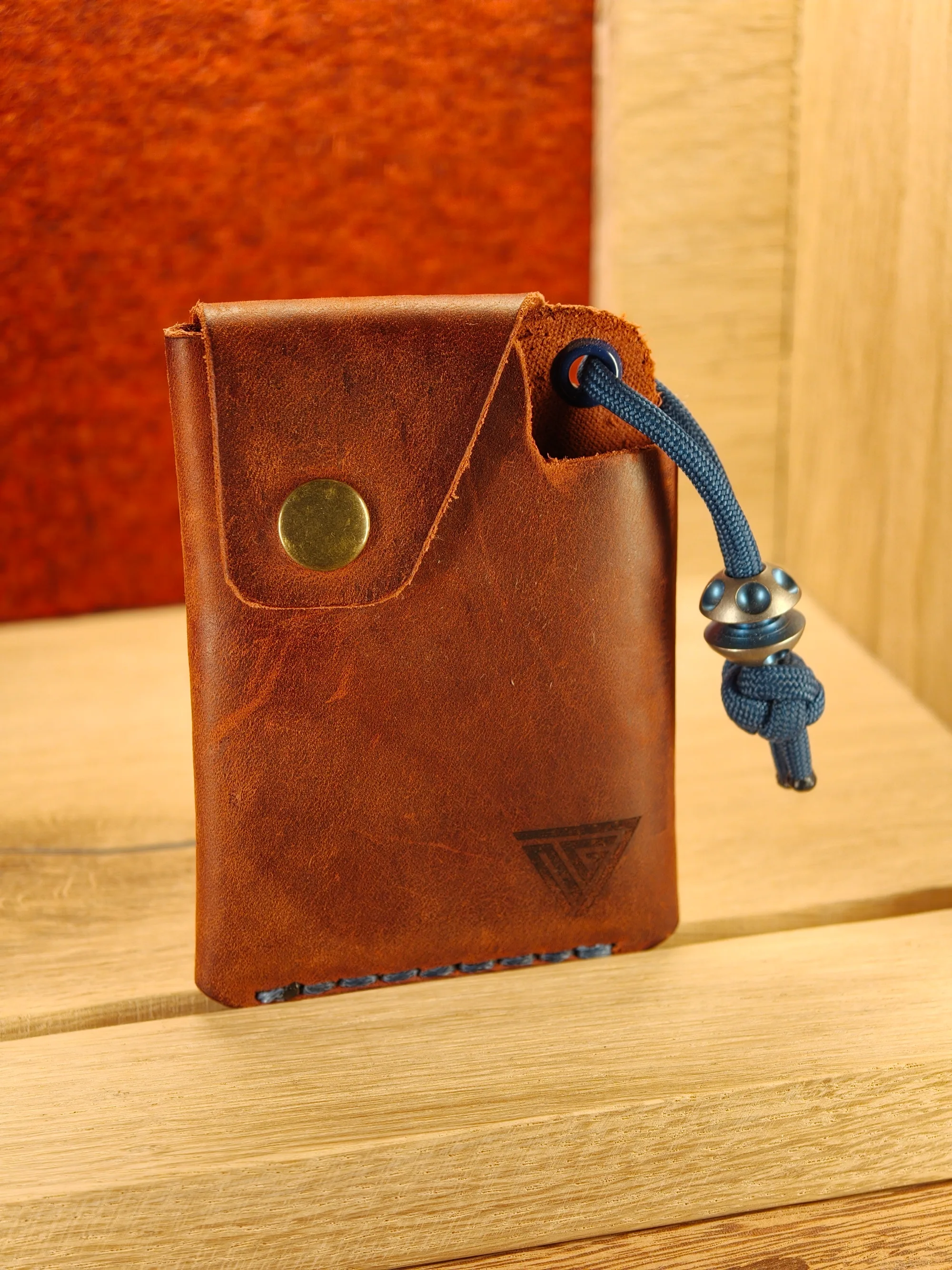 Verfügbare Leder Kartenhalter